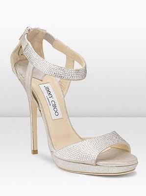 واختها.احذية زفاف كريستيان لوبوتان لعام 2013نصائح للعروس صاحبة البشرة البيضاء