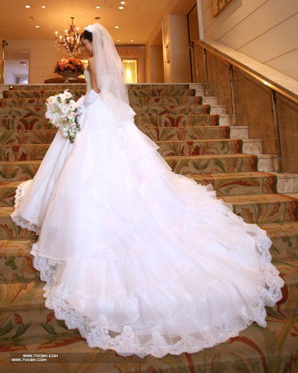 2012,اجمل فساتين الزفاف 2012 
